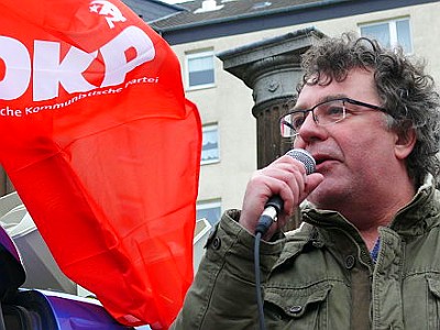 Photo: Patrik Köbele, Vorsitzender der Deutschen Kommunistischen Partei (DKP) - Zu den Ergebnissen der Bundestagswahl 