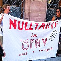 Bild: VGN Aktion vor dem Rathaus